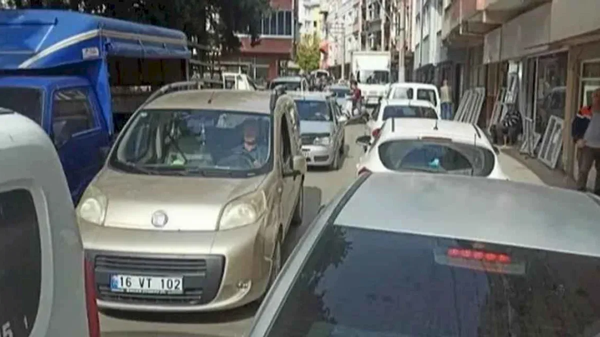 Osmangazi’nin Garaj mahallelerinde otopark krizi devam ediyor