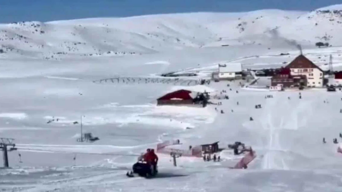 JAK timleri kayakseverlerin güvenliği için sahada