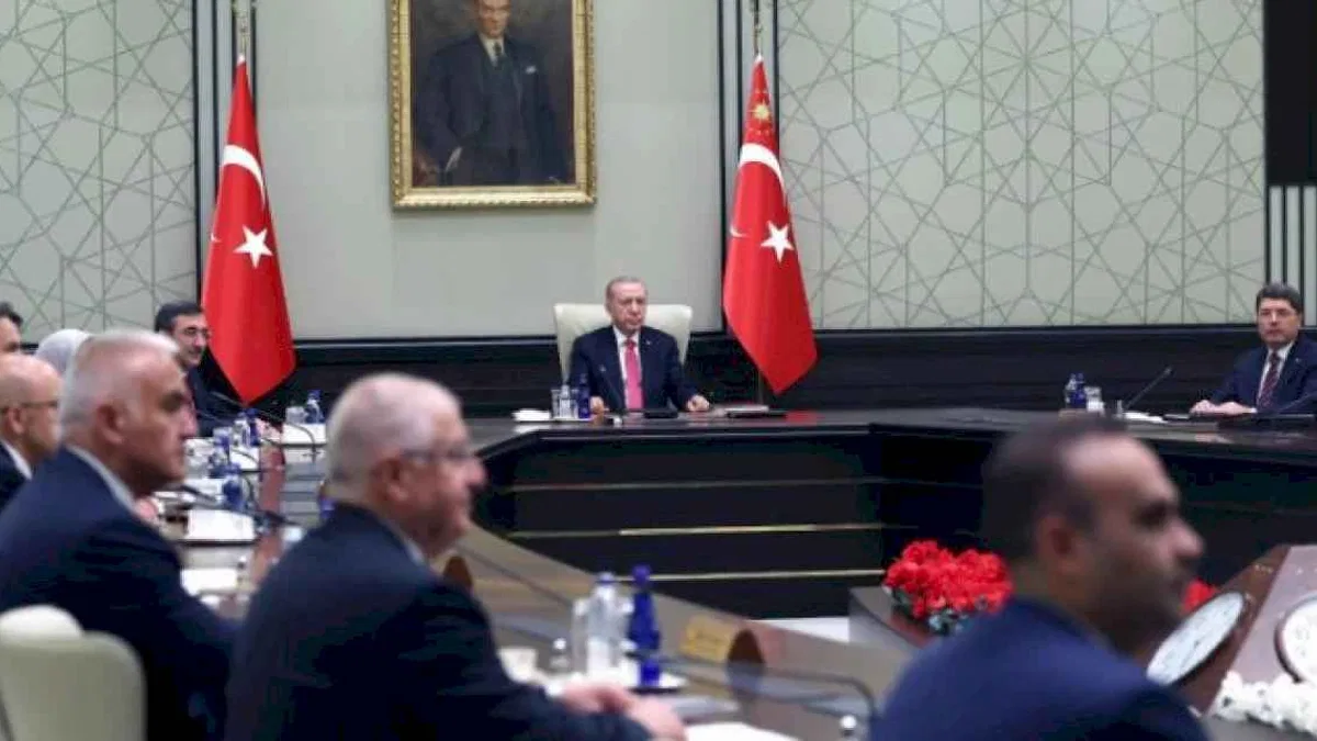Kabine yeni bakanlarla toplandı
