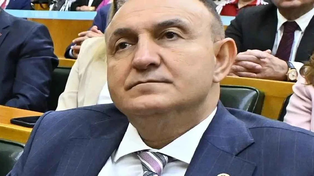 İYİ Parti’de bir istifa daha! TBMM sandalyesi 27'ye düştü!