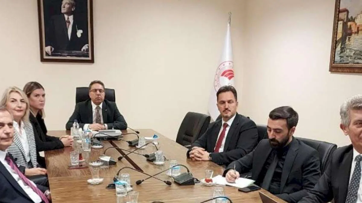 BUSİAD Bursa Vizyonu Belgesi'ni bakanlığa sundu