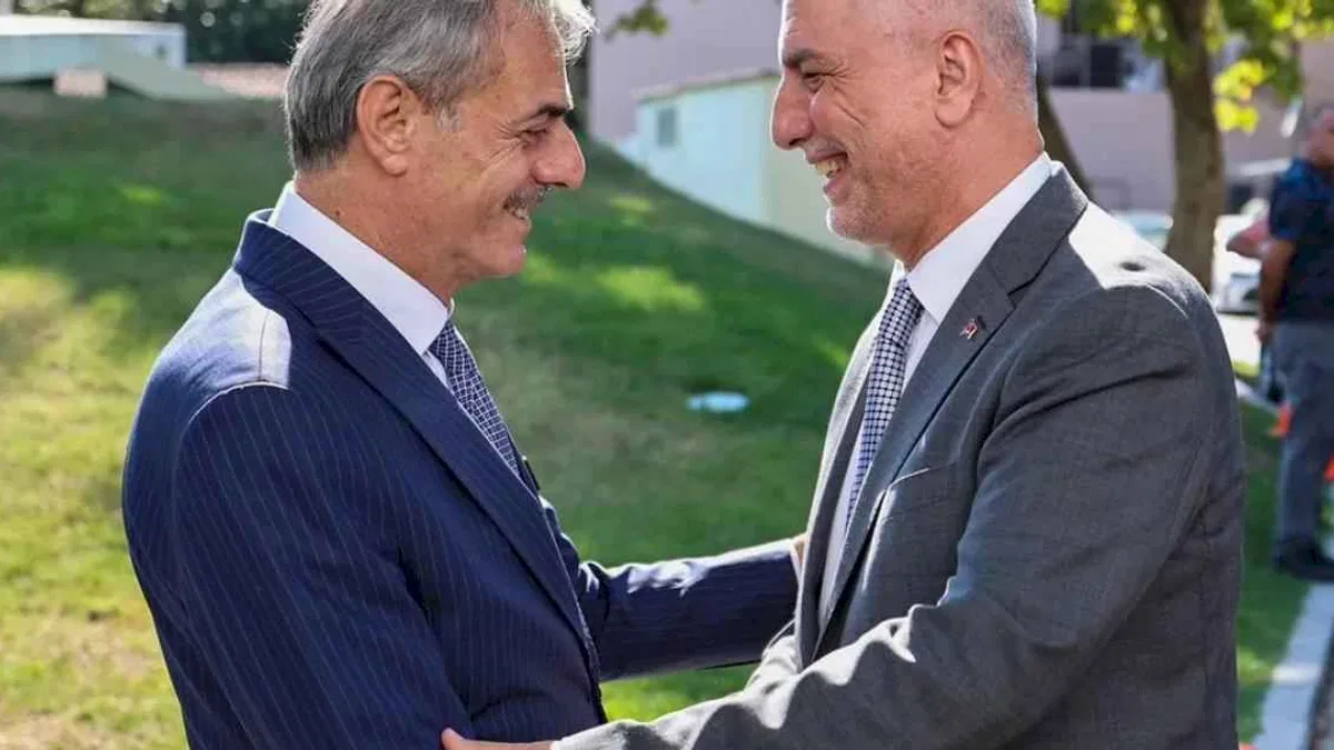 Bakan Bolat'tan Sakarya'ya ekonomik övgü