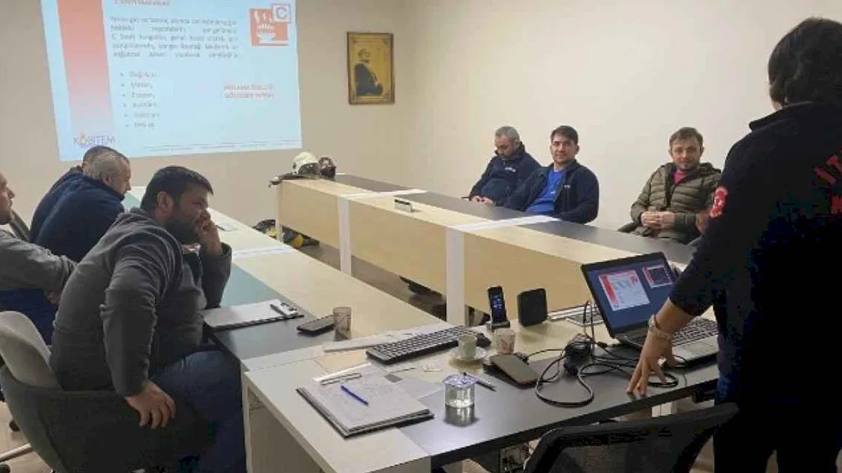 Kocaeli İtfaiyesi eğitimlerine devam ediyor