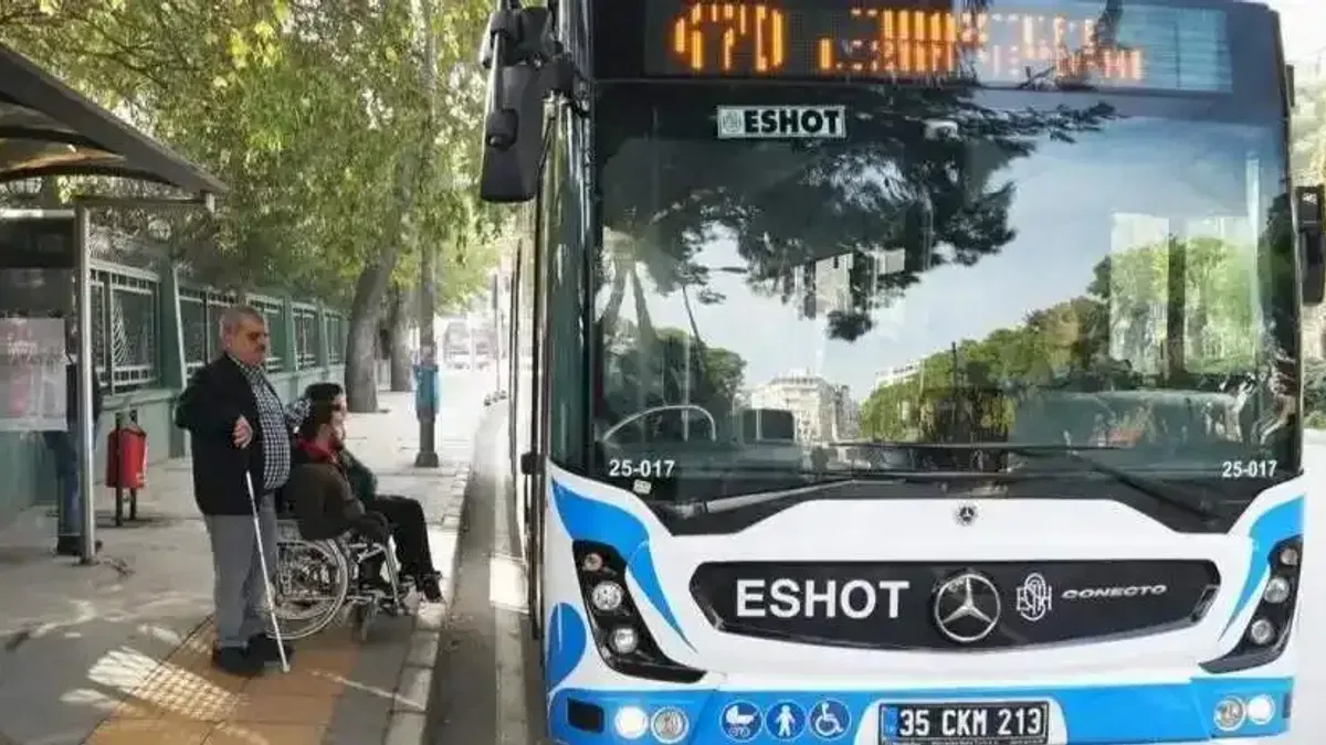 İzmir'de “Duraktayım” uygulaması ile engeller kalkıyor