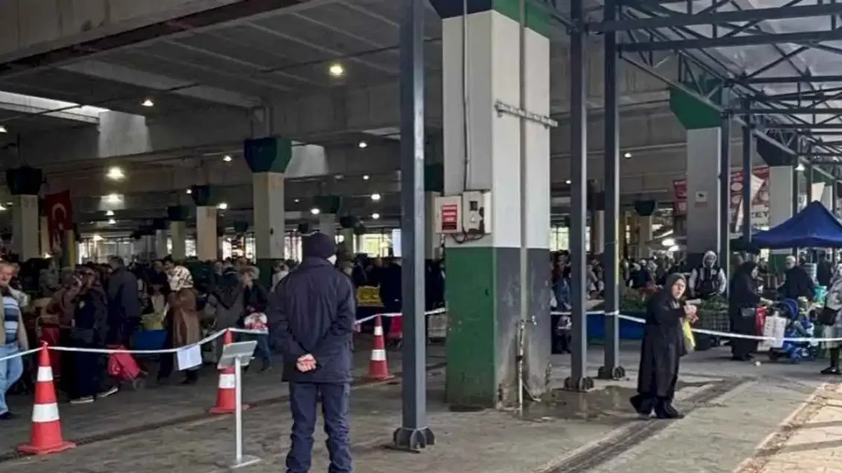 İzmit'te pazarcı kavgasına ceza: 1 hafta tezgah yasağı