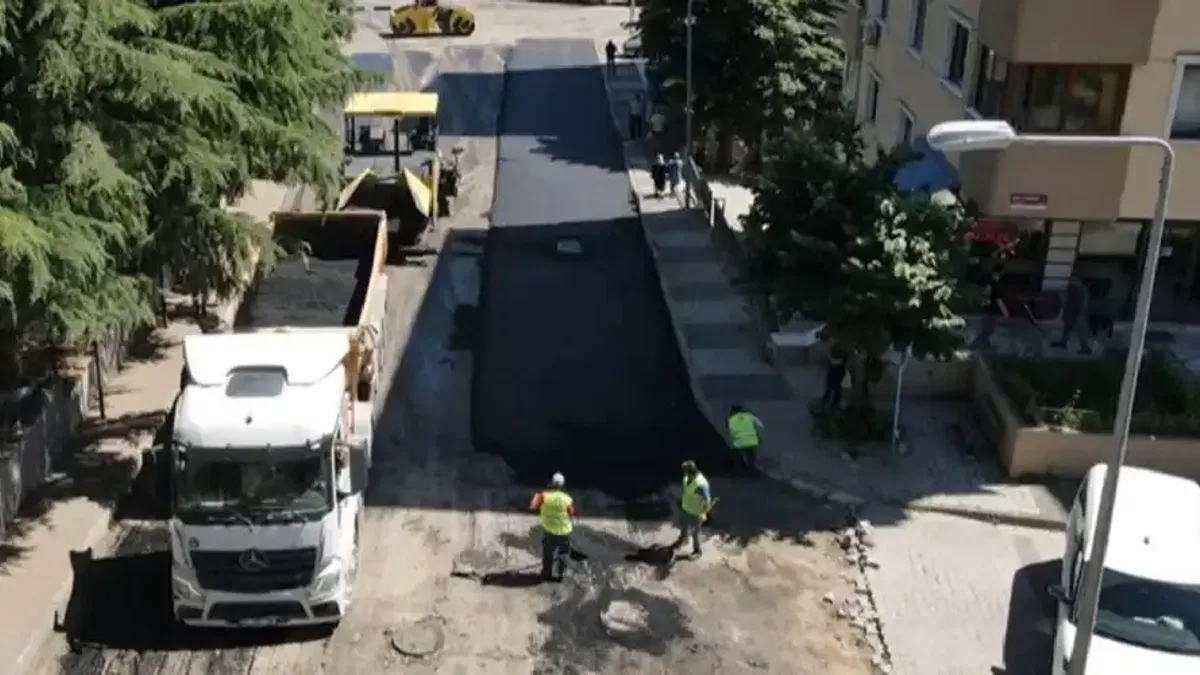 İstanbul Maltepe’de asfalt çalışmaları hızlandı