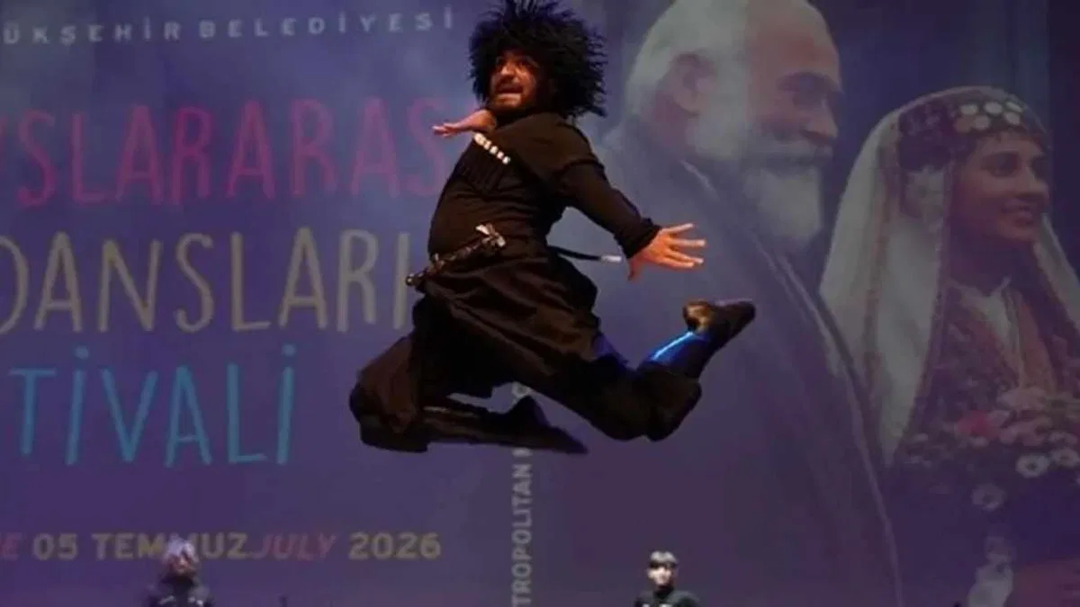 Dünyanın bütün renkleri Denizli’de buluştu