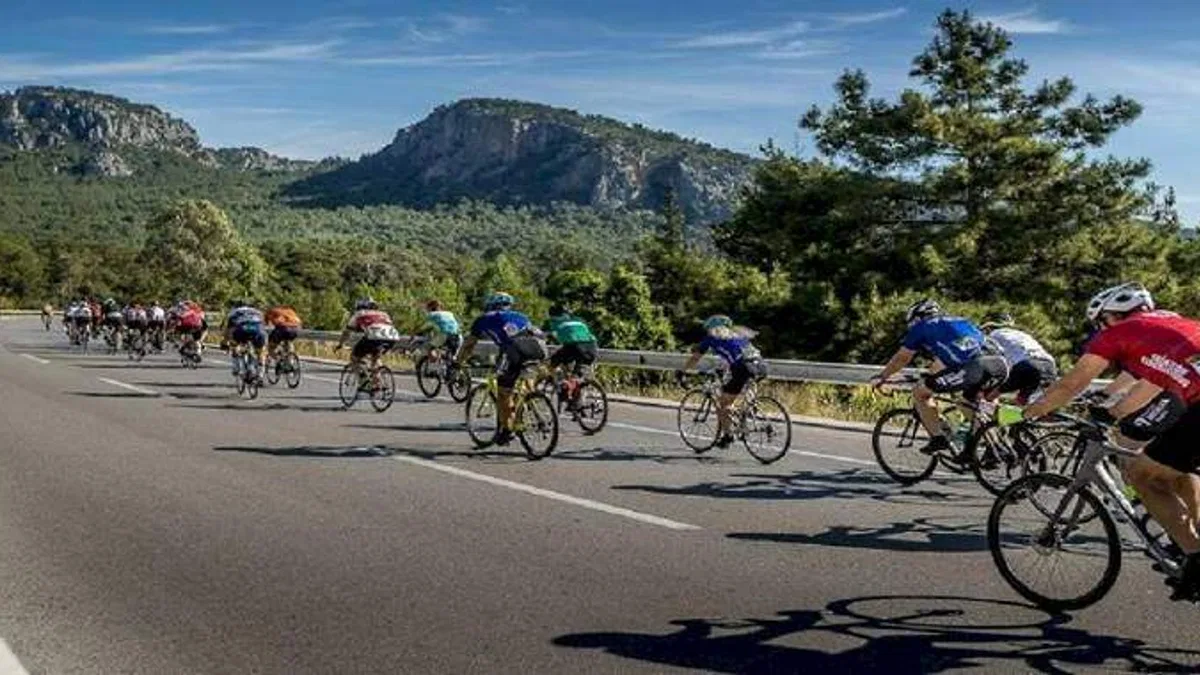 Pedallar iyilik için dönecek