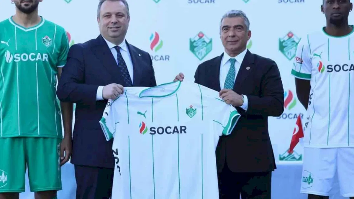 Iğdır Futbol Kulübü’ne forma sponsoru oldu