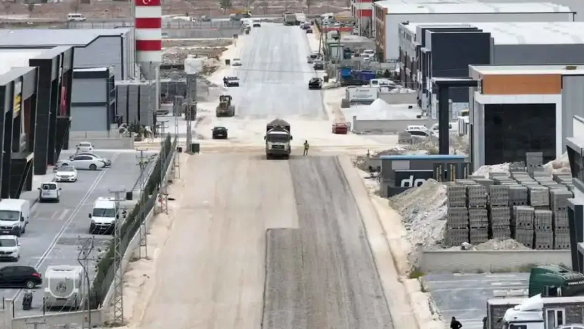 Konya Karatay'da asfalt çalışmaları sürüyor