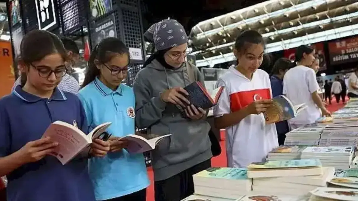 Antalyalılar kitap fuarında buluşuyor