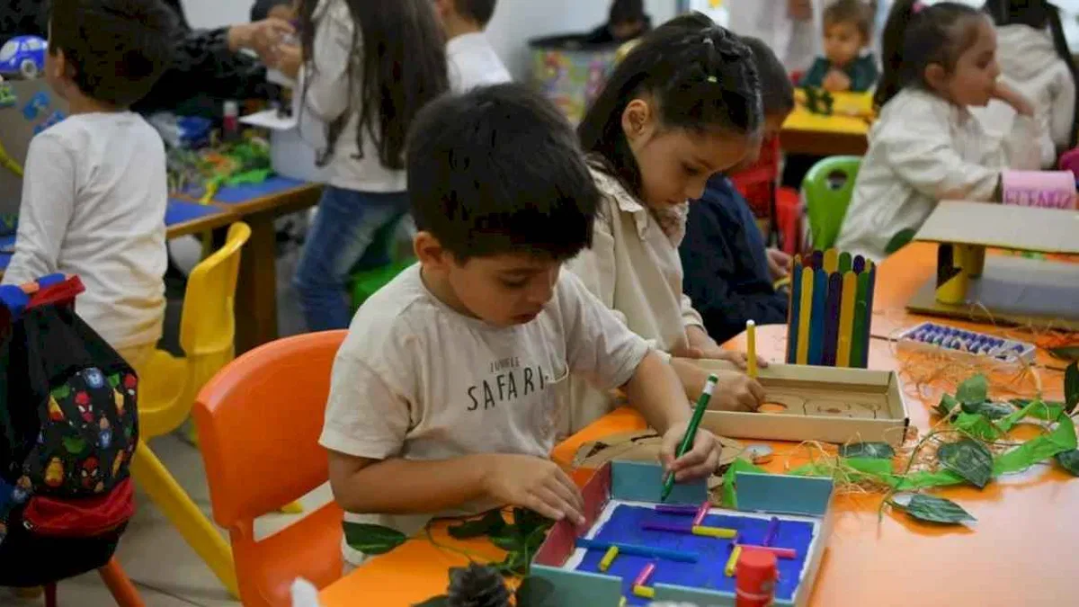 Kocaeli'de Çayırovalı miniklerden geri dönüşüme katkı