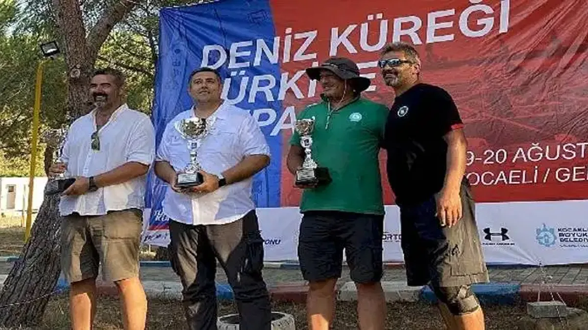 Deniz Küreği Türkiye Kupası'nda Kazanan Ekipler Belli Oldu