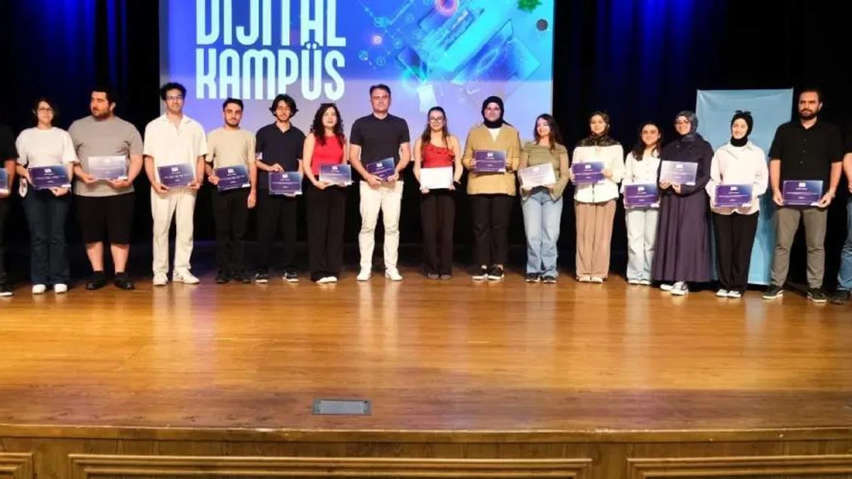 Kocaeli’de 237 genç Dijital Kampüs sertifikalarını aldı