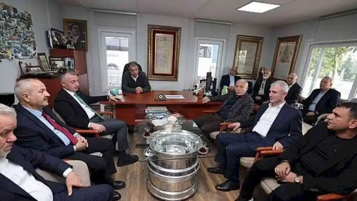 Gebzeli iş insanları, Büyükakın'ı ağırladı