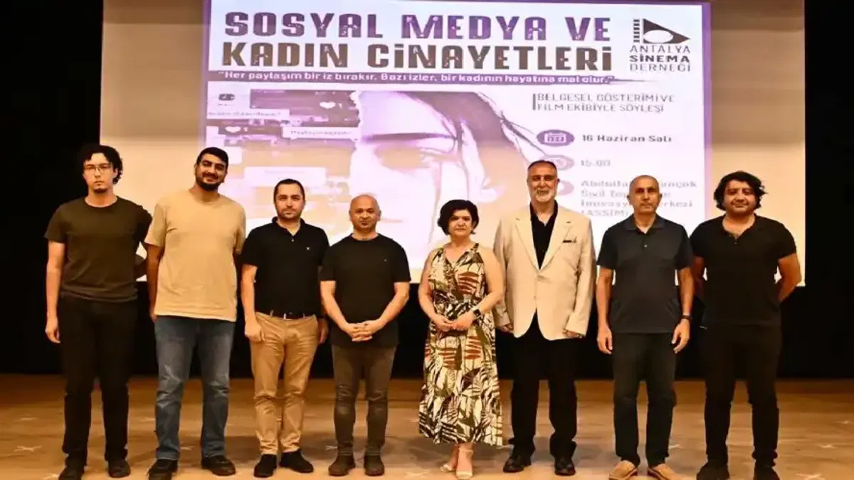 Antalya Muratpaşa'da kadın cinayetlerinin dijital yansımaları ele alındı
