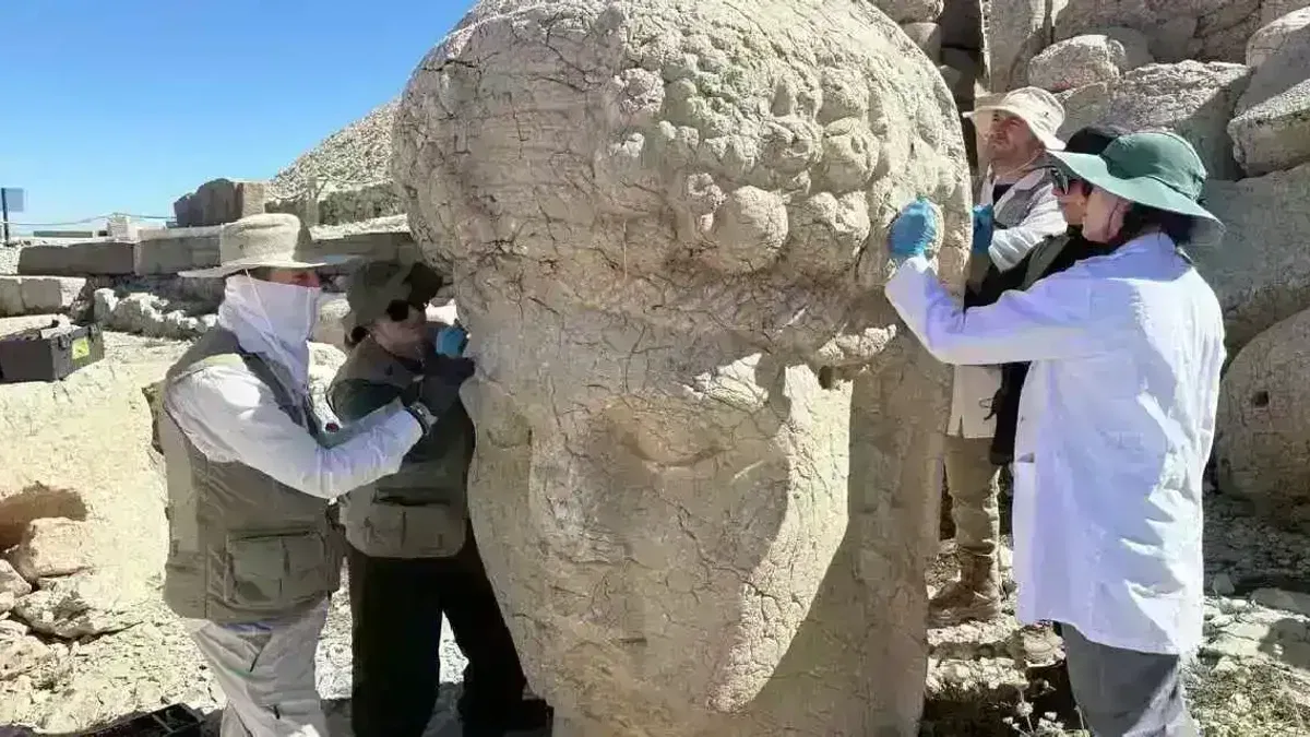 Nemrut Dağı’nda kapsamlı koruma... Heykeller nanoteknolojiyle güçlendiriliyor