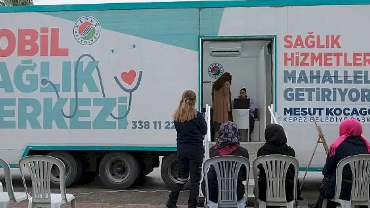 Mobil Sağlık Tırı Kemer'de