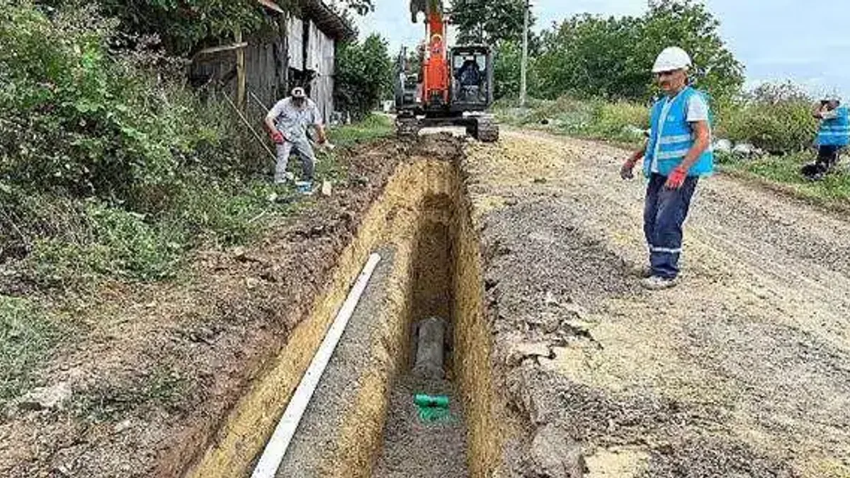 İSU, İzmit Kurtdere Mahallesi'ne Yeni İçme Suyu ve Kanalizasyon Hattı Yapılıyor
