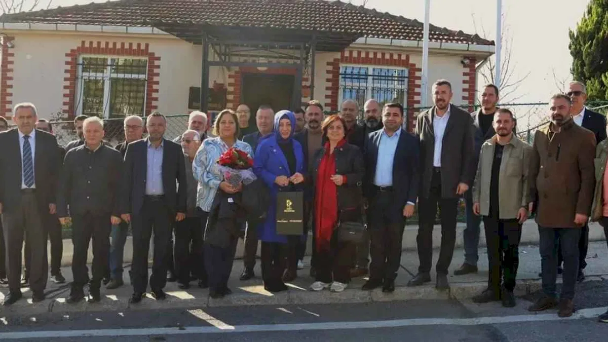 Kocaeli İzmit'te mahalle gezileri devam ediyor