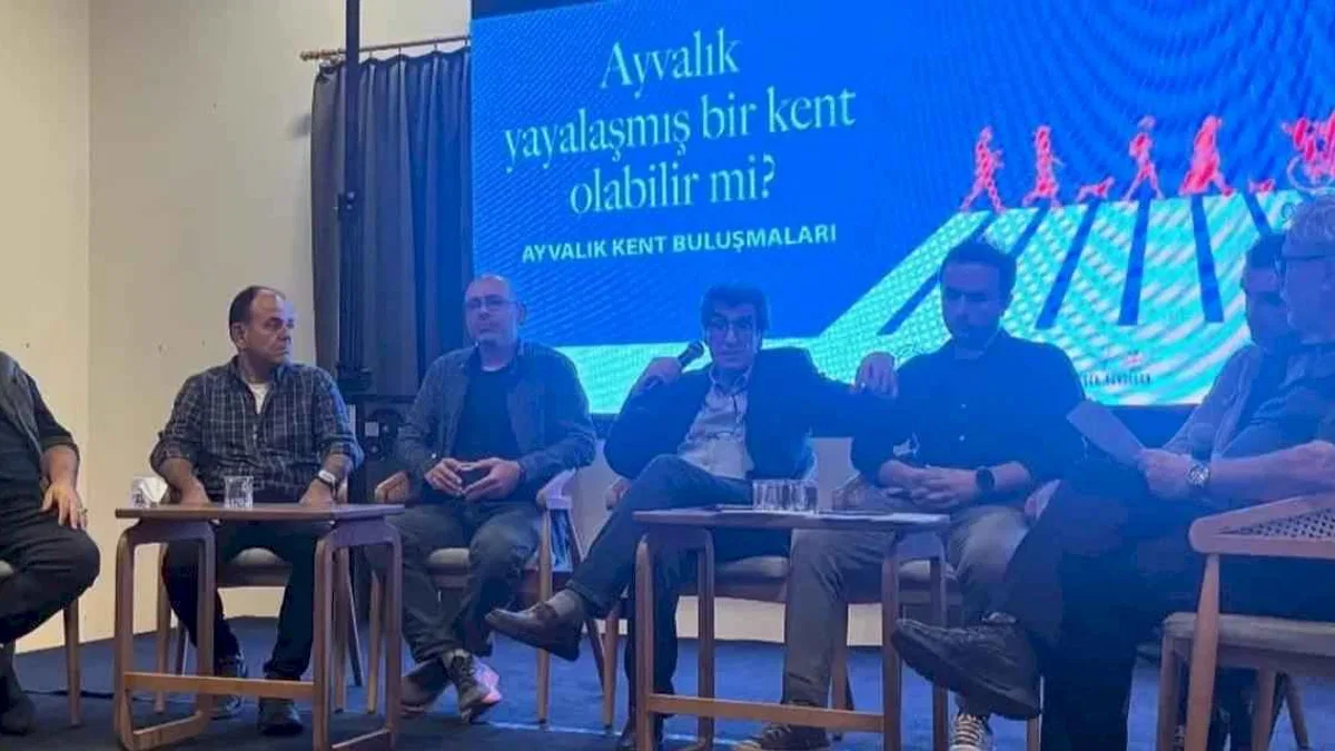 Balıkesir Ayvalık’ta “Kent Buluşmaları” başladı