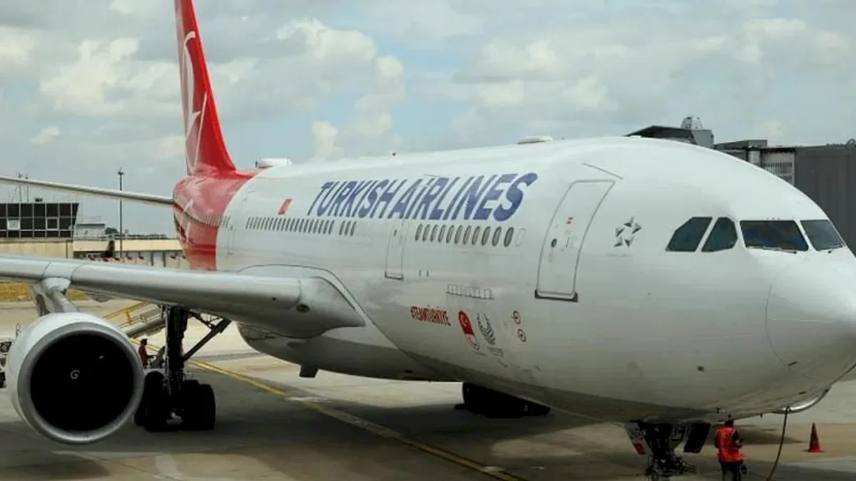 THY uçağı kalkış sonrası arızalandı!