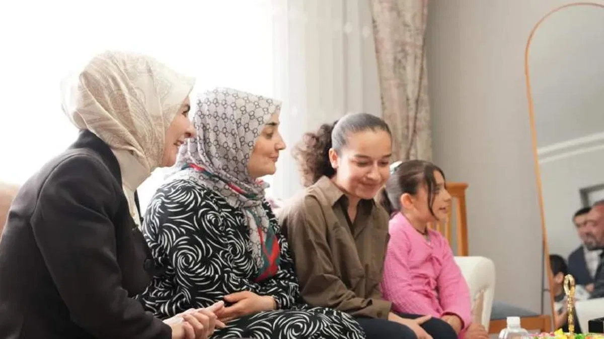 Bakan Göktaş'tan bayram ziyaretleri
