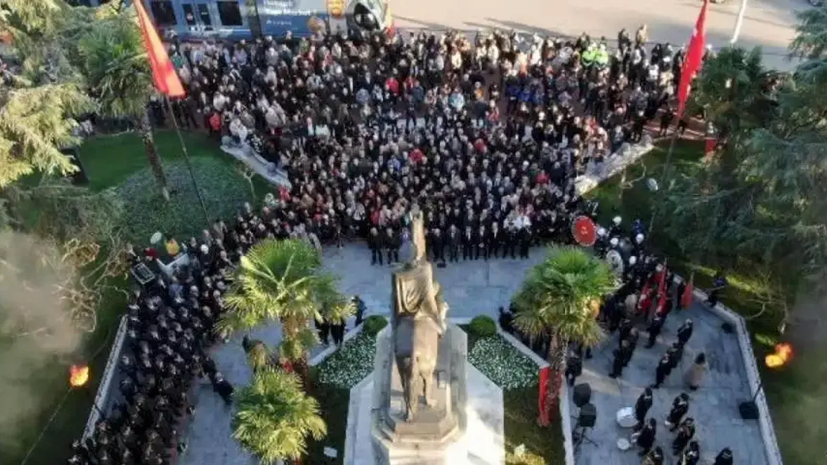 Ulu Önder Bursa'da da özlemle anıldı