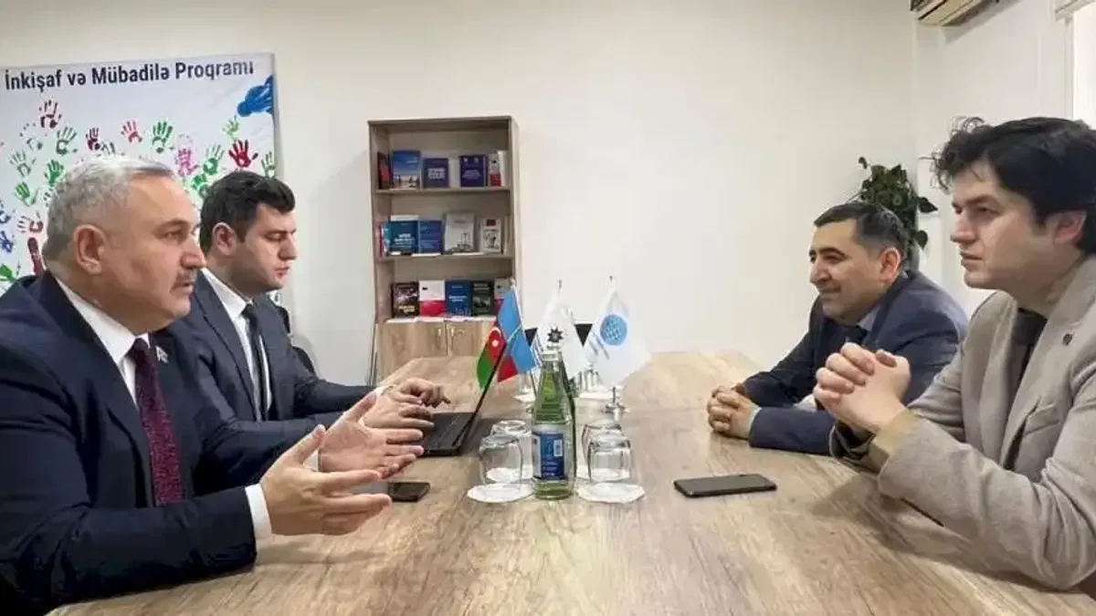 Bakü’de Türk Dünyası STK'ları ile iş birliği güçleniyor