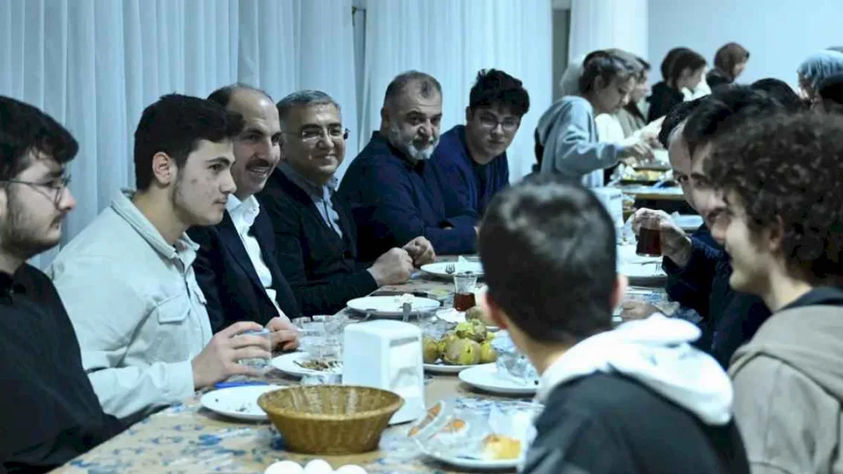 Konya'da yatılı öğrencilere manevi destek!
