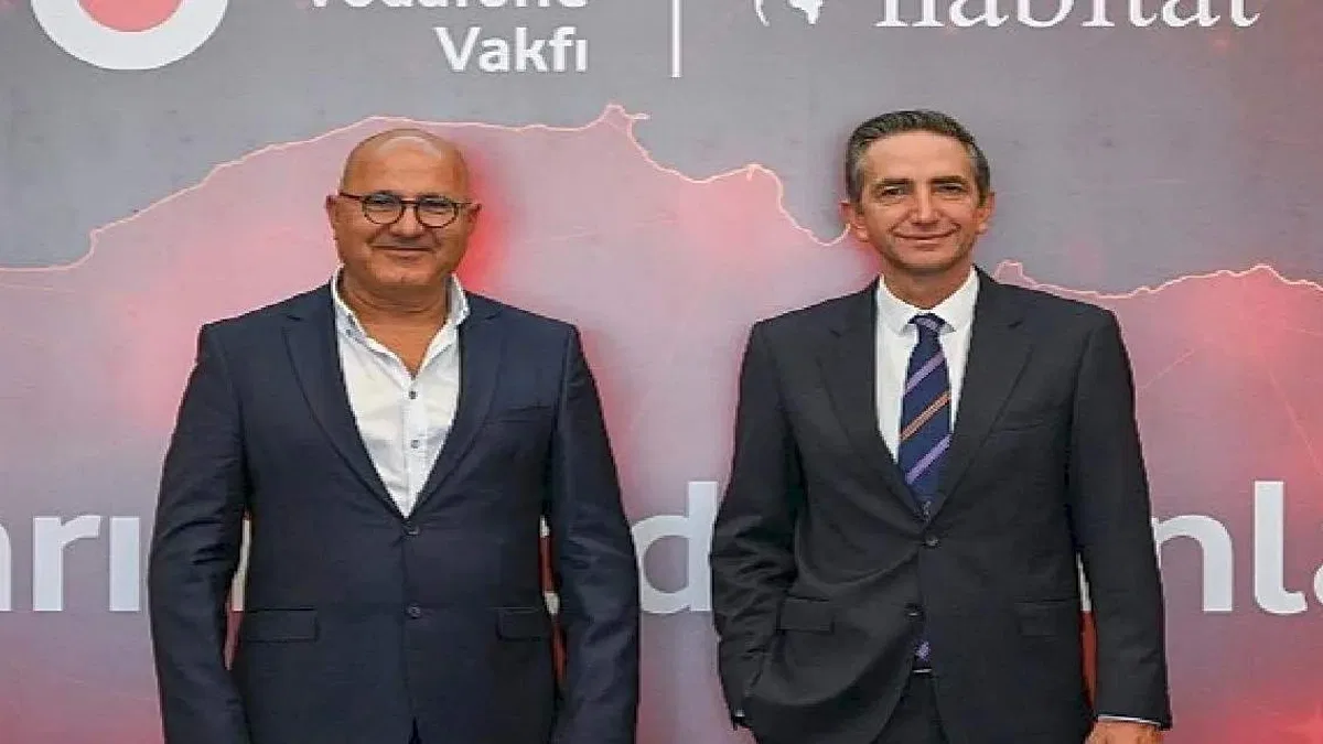 Türkiye Vodafone Vakfı ve Habitat Derneği'nden Depremzede Çocukların Eğitimine Katkı