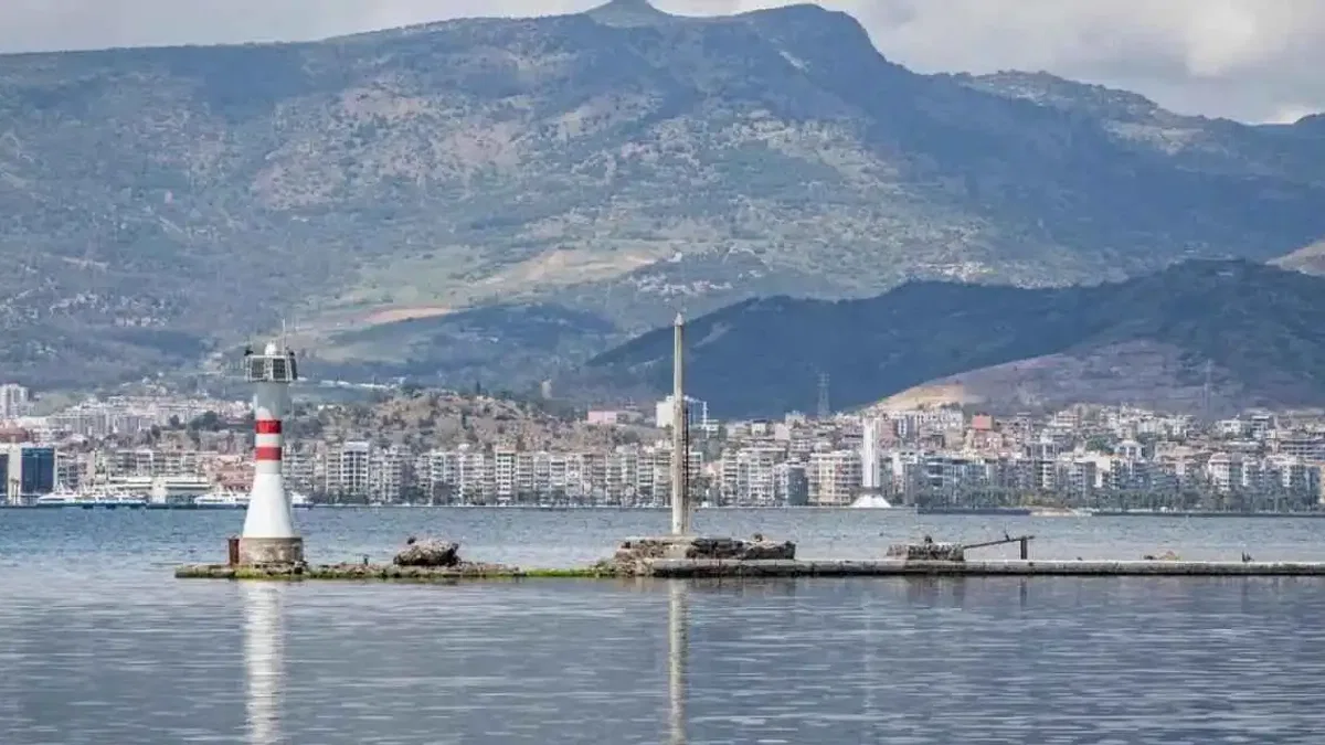 İzmir kıyılarında 'tsunami' alarmı! Tehlike analizine 'modelleme' kalkanı