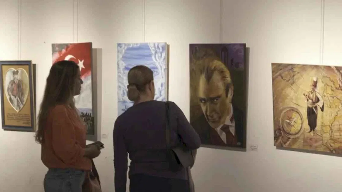 İzmit'te 'Çanakkale Ruhu Karma Sergisi' açıldı