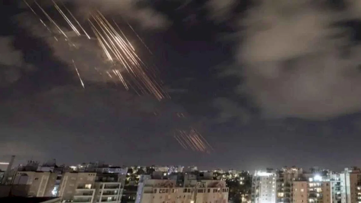İran'dan İsrail'e füze! Saldırılar sonrası İsrail'den açıklama