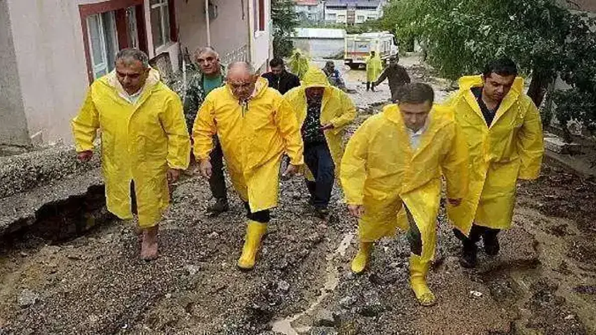 Yahyalı'da sel felaketi sonrası yaralar sarılıyor