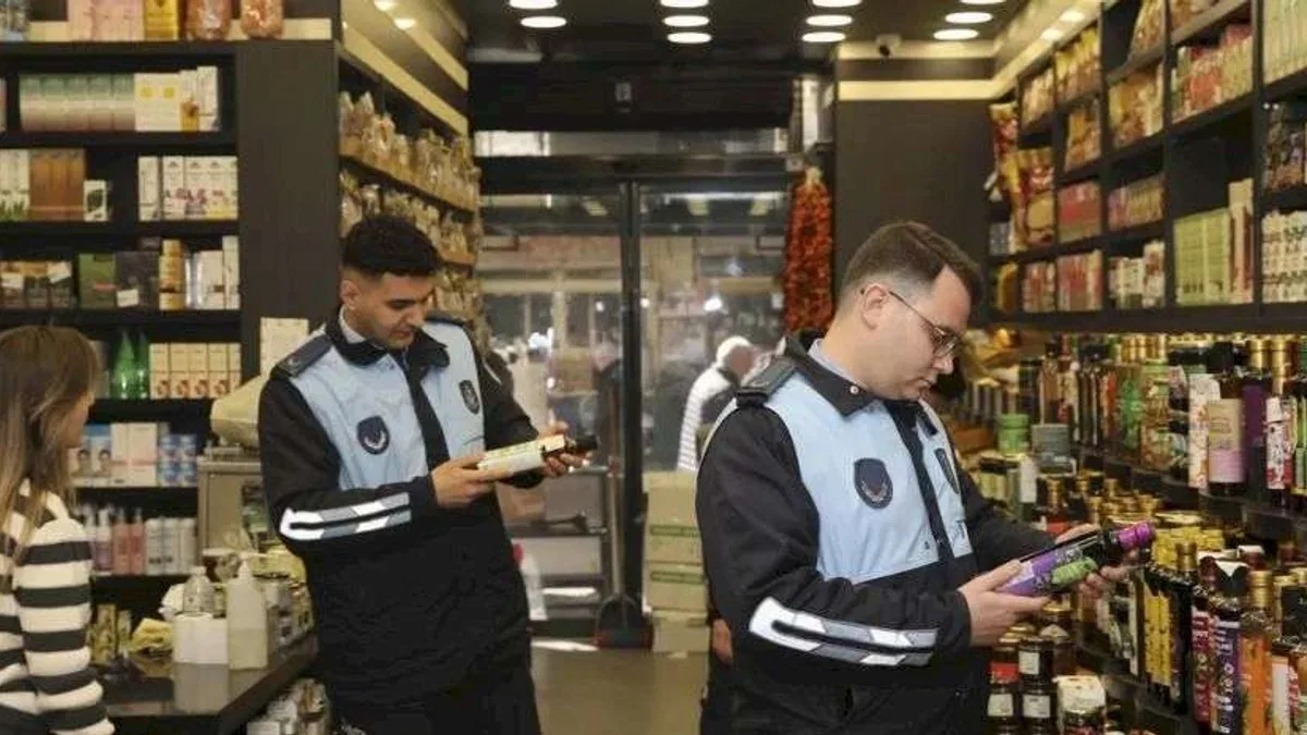 Ankara Zabıtası sağlıklı ve güvenilir gıda için sahada​​​​​​​