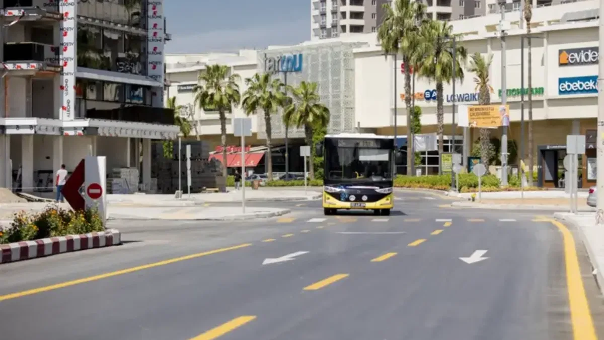 Mersin Tarsus’ta kavşaklar yenileniyor