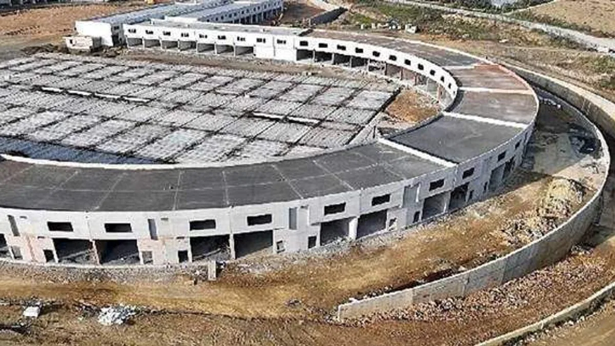 Alanya Toptancı Hali'nin yüzde 91'i tamamlandı