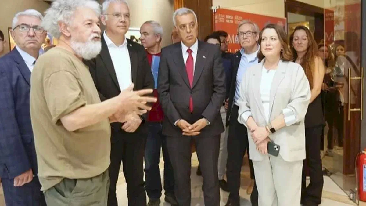Bursa Büyükşehir’den Nâzım Hikmet anısına sempozyum