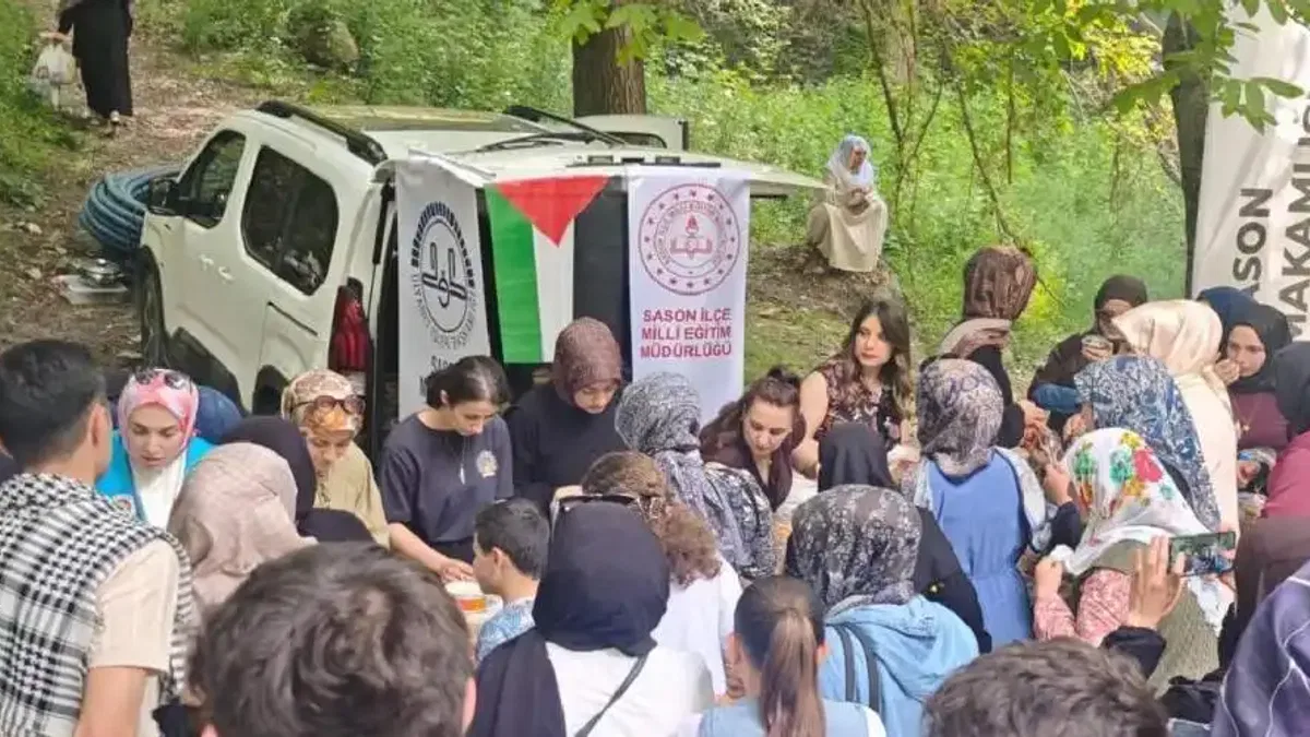 Batman Sason’da Gazze yararına kermes düzenlendi