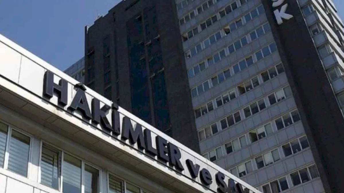 HSK'dan göreve dönen savcı ve hakimlere inceleme