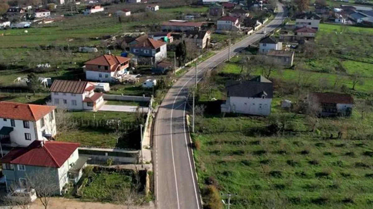 Kırsalda ulaşım Kocaeli Büyükşehir’le yol alıyor