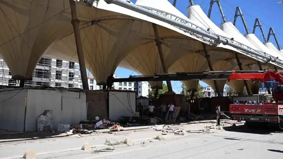 Malatya’da konteynerler kaldırılıyor