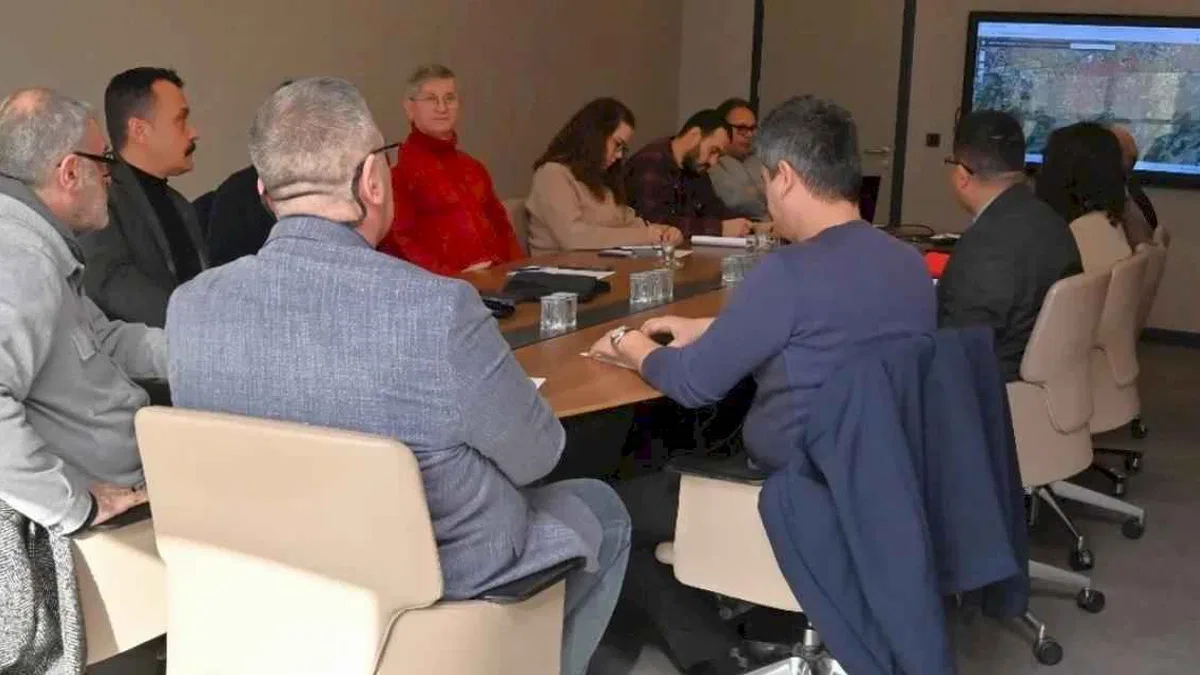 Manisa'da deprem ve doğal afetlere karşı önlemler görüşüldü