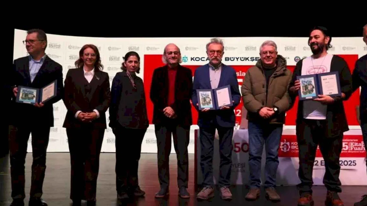 Kocaeli Kitap Fuarı’nda 'Şehrengiz' kitabı tanıtıldı