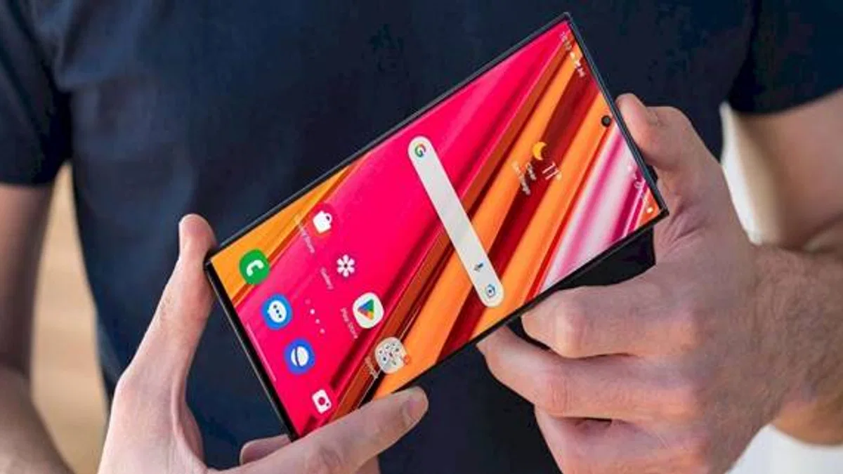 One UI 6.0 Beta Dosyaları Samsung’un Sunucularında Ortaya Çıktı