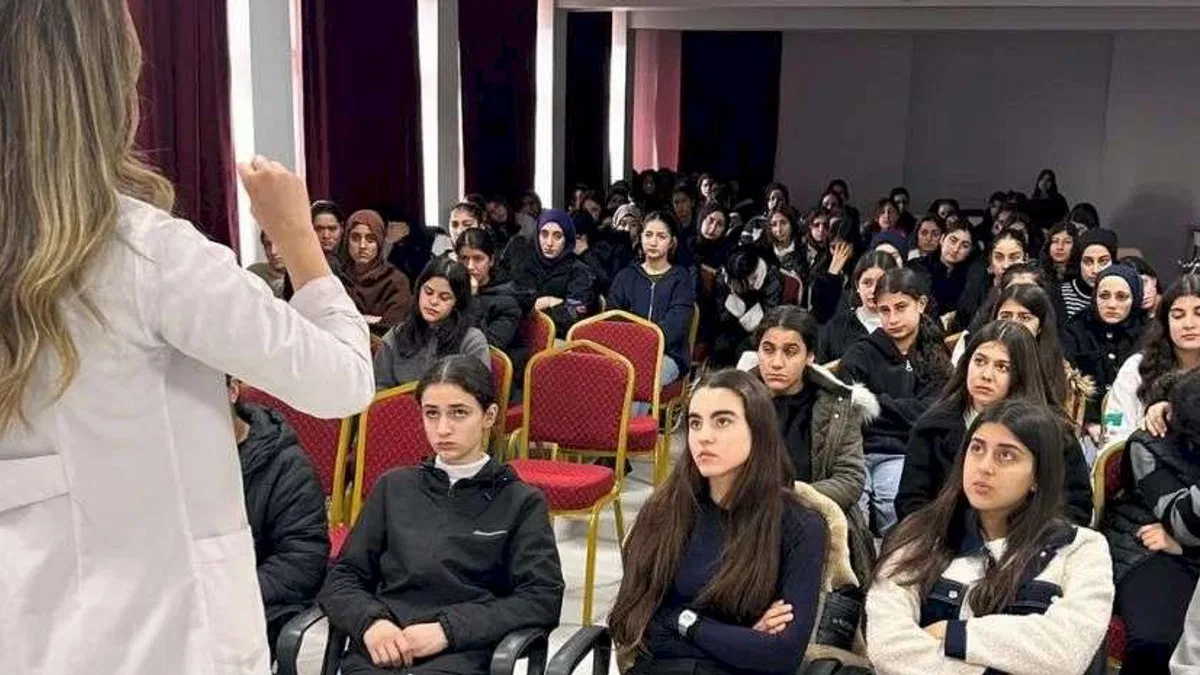 Batman Kozluk’ta 'sağlıklı çocuk sağlıklı gelecek' eğitimi