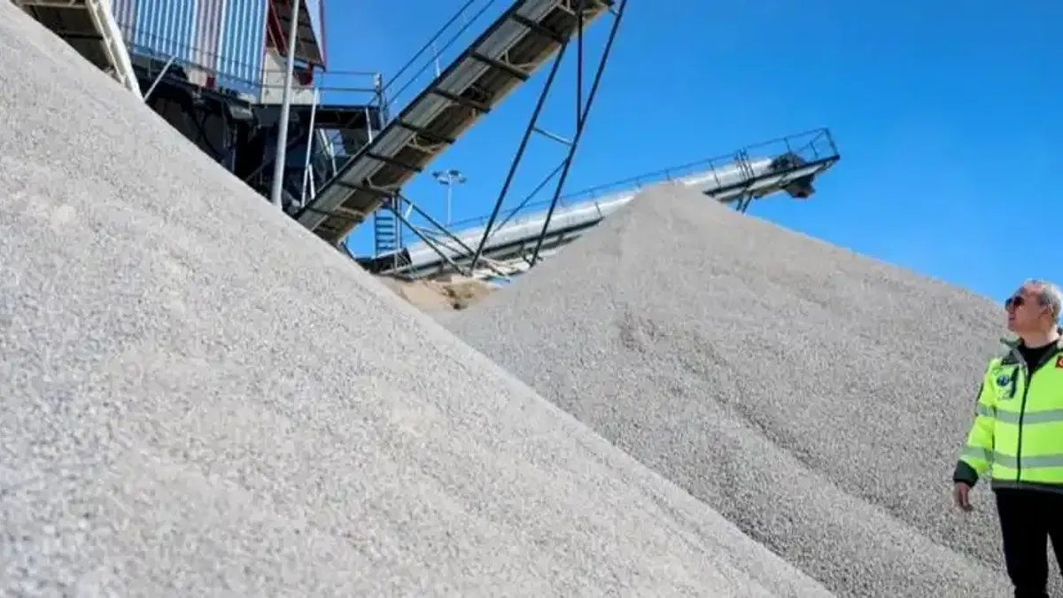 Sivas’ta Tecer Taş Kırma Tesisi yeni sezona başladı