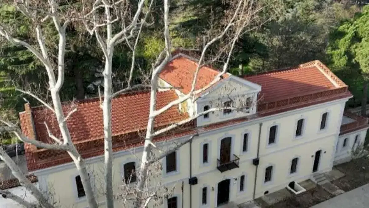 Bursa'da 132 yıllık tarihi okul, ilk günkü ihtişamına kavuştu