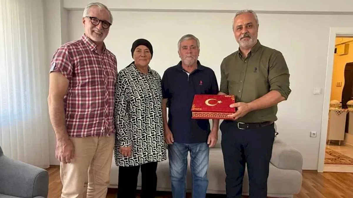 İzmit Belediyesi’nden gazilere vefa ziyareti